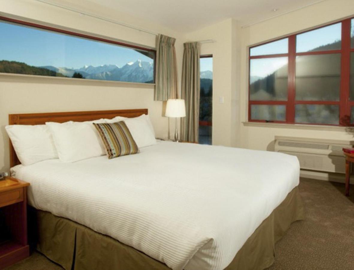 Harrison Beach Hotel Harrison Hot Springs Eksteriør billede