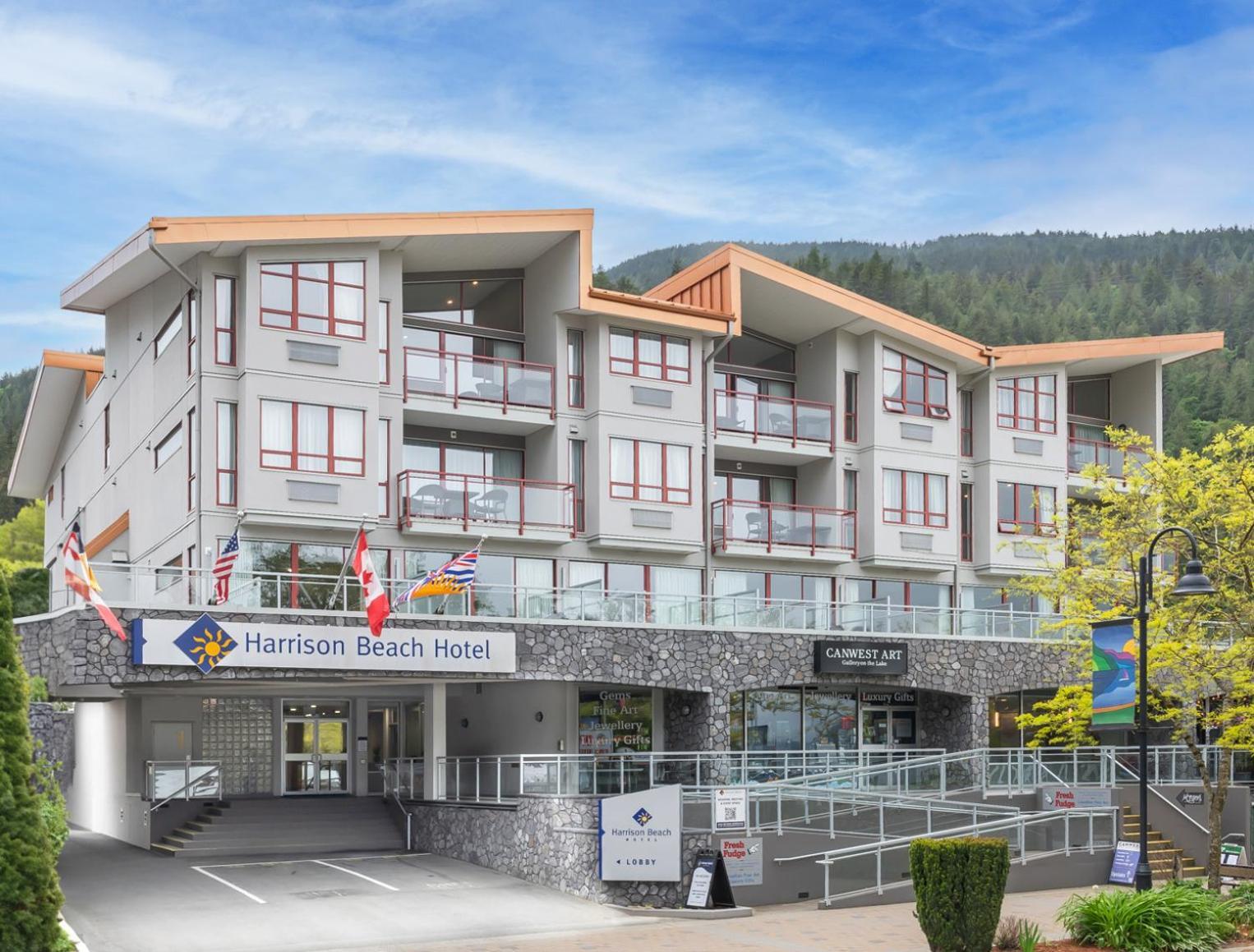 Harrison Beach Hotel Harrison Hot Springs Eksteriør billede